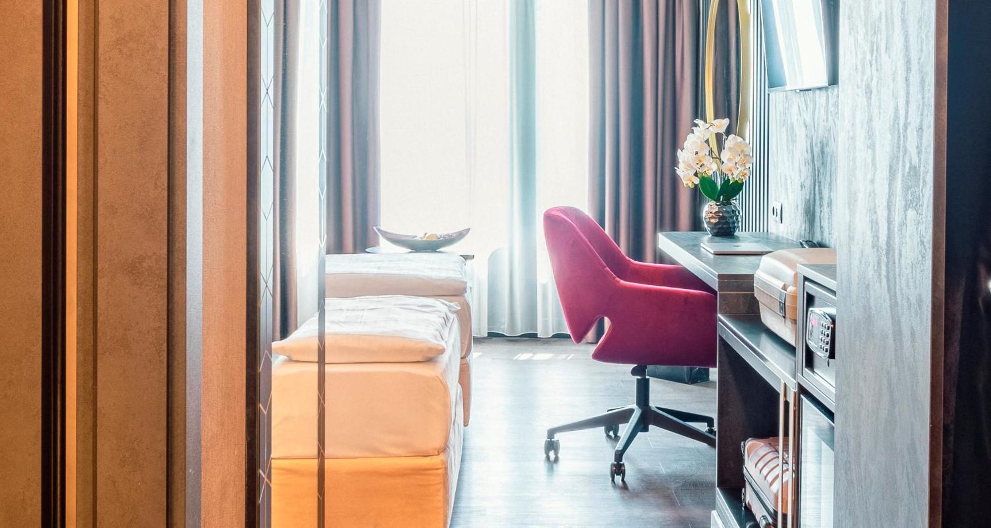 Plaza Hotel บรูคซาล ภายนอก รูปภาพ